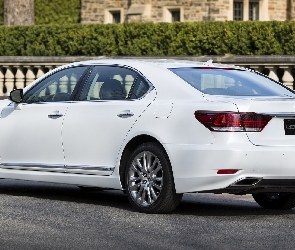 Lexus LS, Hybryda, Biały