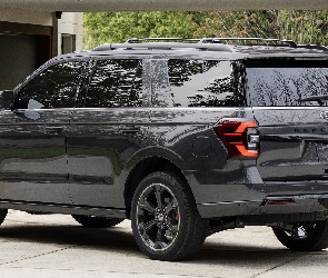 Ford Expedition Stealth Edition Performance