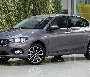 Fiat Tipo, 2015