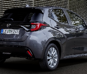 Hybryda, Tył, Mazda 2