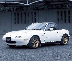 Mazda mx-5, Biała