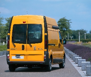 Renault Trafic, Dostawczy, Żółty