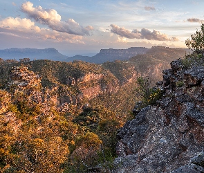 Australia, Lasy, Skały, Poranek, Chmury, Park Narodowy Gór Błękitnych, Nowa Południowa Walia, Blue Mountains, Góry