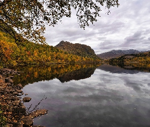 Liście, Pozółkłe, Góry, Jesień, Jezioro, Drzewa