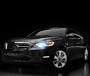 Ford Taurus, 2010