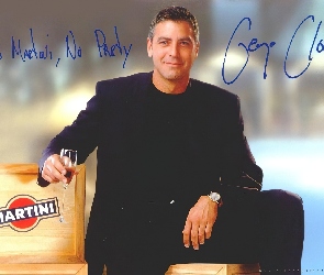 George Clooney, czarny strój, martini