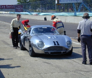 Pit, Stop, Aston Martin DB4