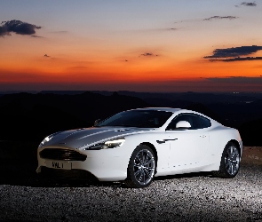 Aston Martin Virage