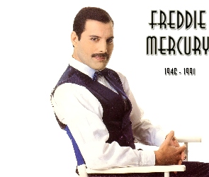 Farrokh Bulsara, Freddie Mercury