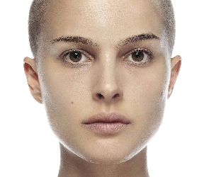 Natalie Portman, Buzia