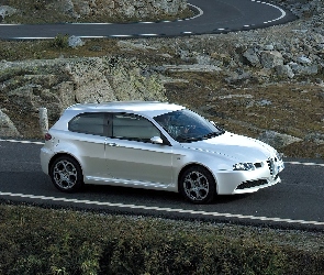 Alfa Romeo 147