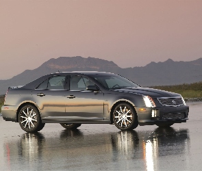 Cadillac STS, Pasażera, Strona