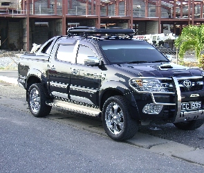 orurowanie, Hilux