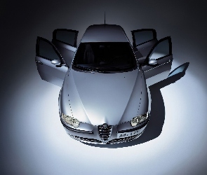 Alfa Romeo 147, Przód