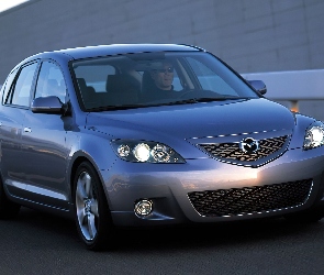 Srebrna, Mazda 3