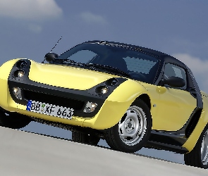 Żółty, Smart Roadster