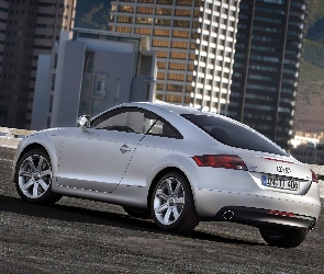 Srebrne, Audi TT