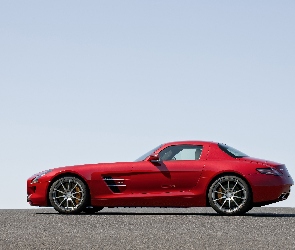 Mercedes Benz SLS, Nadwozia, Linia