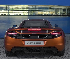 McLaren MP4-12C, Lampy, Tył