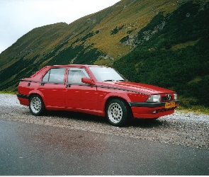 Prawy, Bok, Alfa Romeo 75
