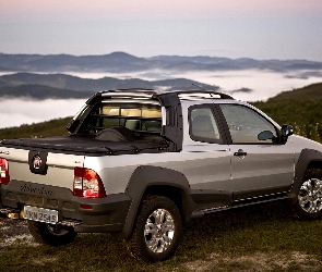 Fiat Strada, Adventure