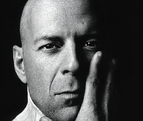 Bruce Willis, ręka, głowa