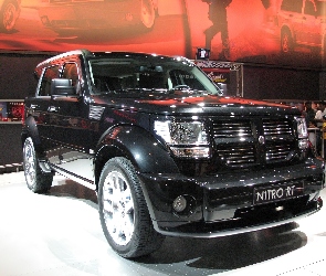 Dodge Nitro, Wystawa, Debiut