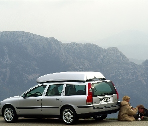 V 70