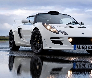 Lotus Exige S, Nawierzchnia, Mokra