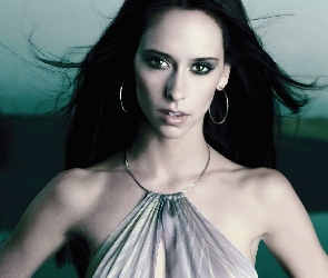 Jennifer Love Hewitt, kolczyki