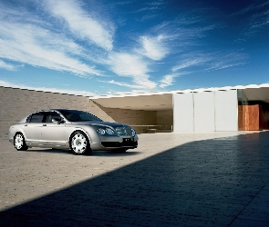 Luksusowy, Bentley Continental Flying Spur