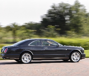 Bentley Brooklands, Osiągi, Sportowe