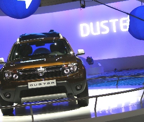 Debiut, Dacia Duster