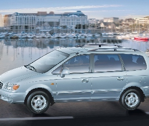 Hyundai Trajet