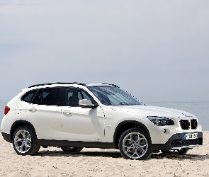 Białe, Dachowe, Relingi, BMW X1