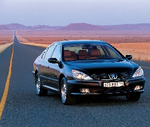 Czarny, Peugeot 607