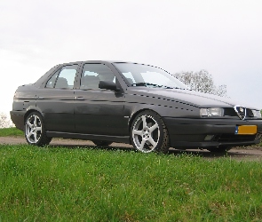 Alfa Romeo 155