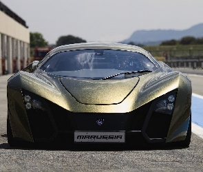 Przód, Tor, Test, Marussia B2