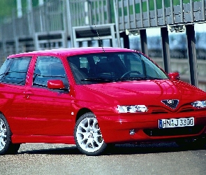 Alfa Romeo 145, Zdjęcie