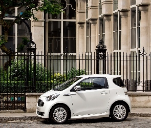 Miejskie, Auto, Aston Martin Cygnet