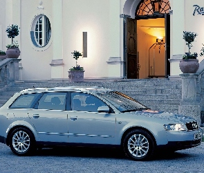 Audi A4, Avant