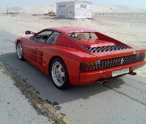 Dubaj, Pustynia, Ferrari Testarossa