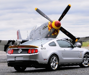 Ford Mustang, Samolot