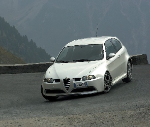 Alfa Romeo 147, Góry