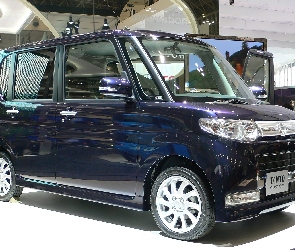 Daihatsu Tanto, Koła, Prezentacja