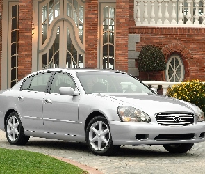 Infiniti G45