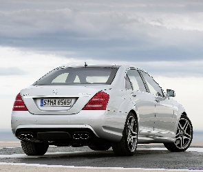 Mercedes Benz S65, AMG, Wydechowy, Układ