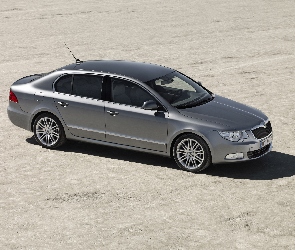 Skoda Superb, Piach, Srebrny