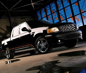 Czarny, Ford F