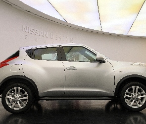 Prawa, Nissan Juke, Strona